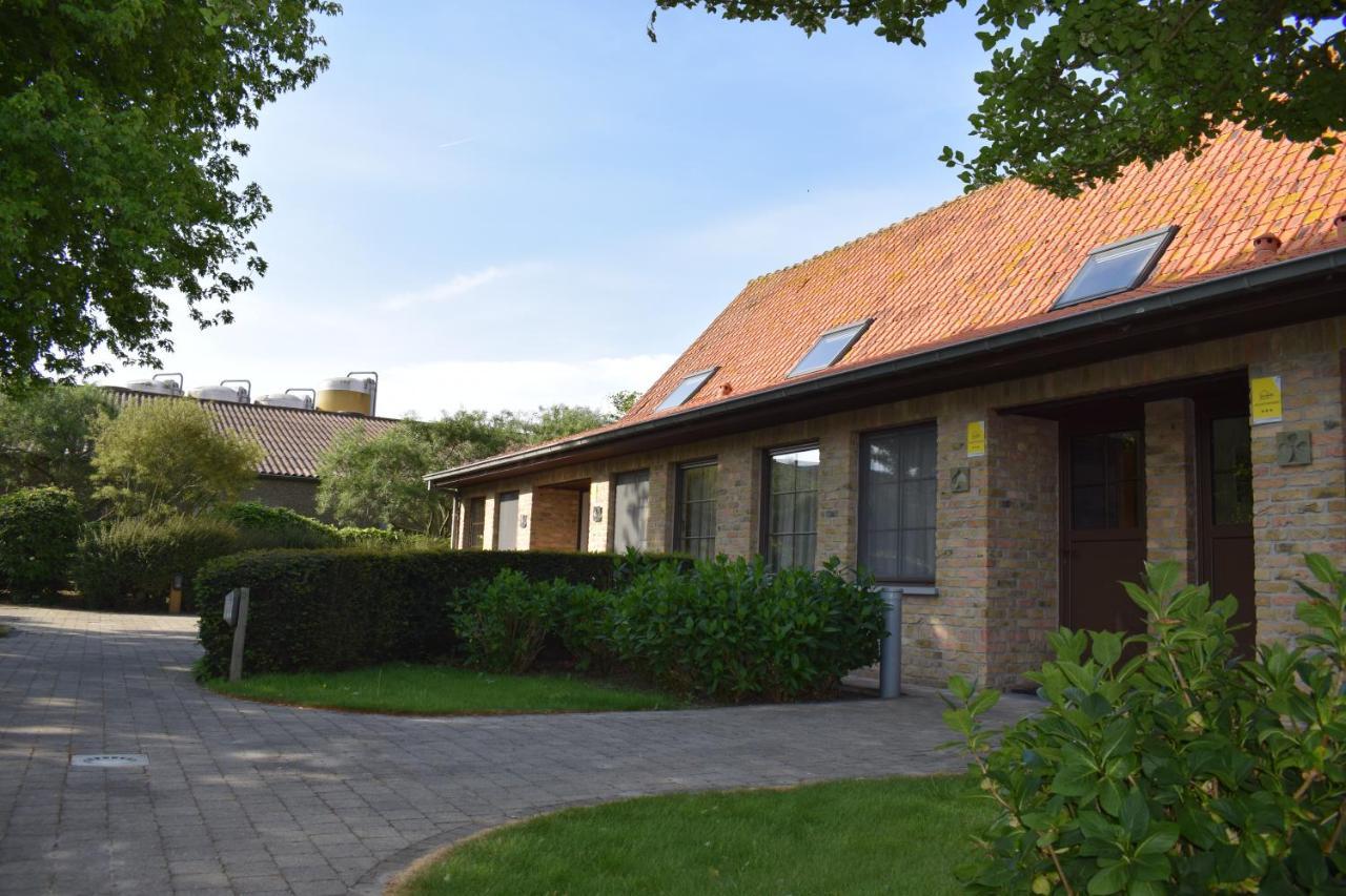 De Meiboom Vakantiehoeve Tot 21 Pers Langemark المظهر الخارجي الصورة